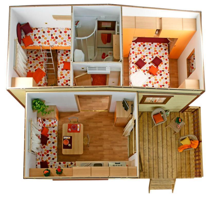 Campeggio Pian Dei Boschi Pietra Ligure Habitación foto